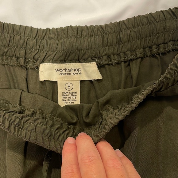 Olive green high waisted skirt - Picture 1 of 3